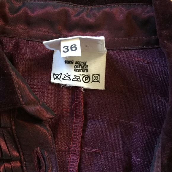 BBR Holiday Taffeta Blouse w/ruffle detail & velvet collar - Picture 6 of 6